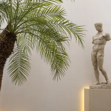 לינה וארוחת בוקר Palazzo - Epoca Collection לצ'ה